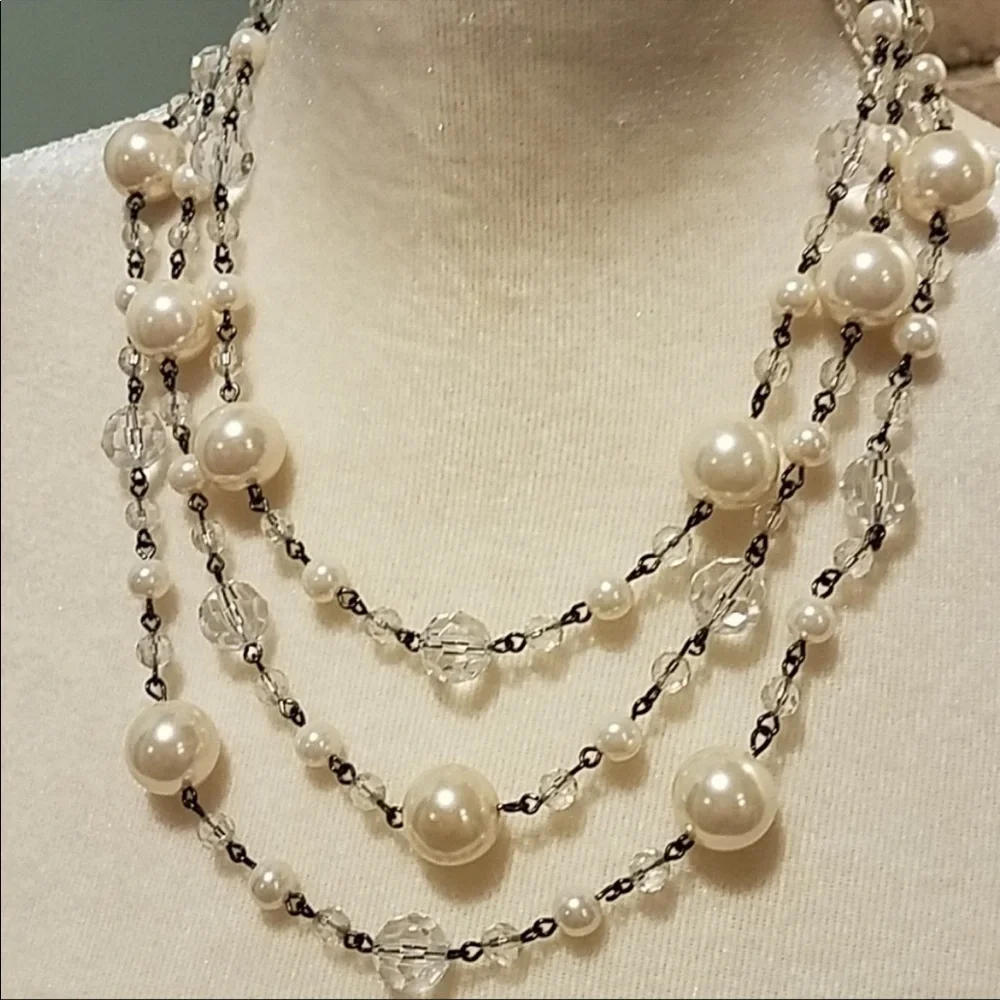 VINTAGE INSPIRED Pearl multi-strand necklace. Faux pearls and clear beads